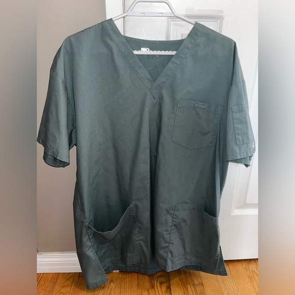 Scrubs - Picture 3 of 4